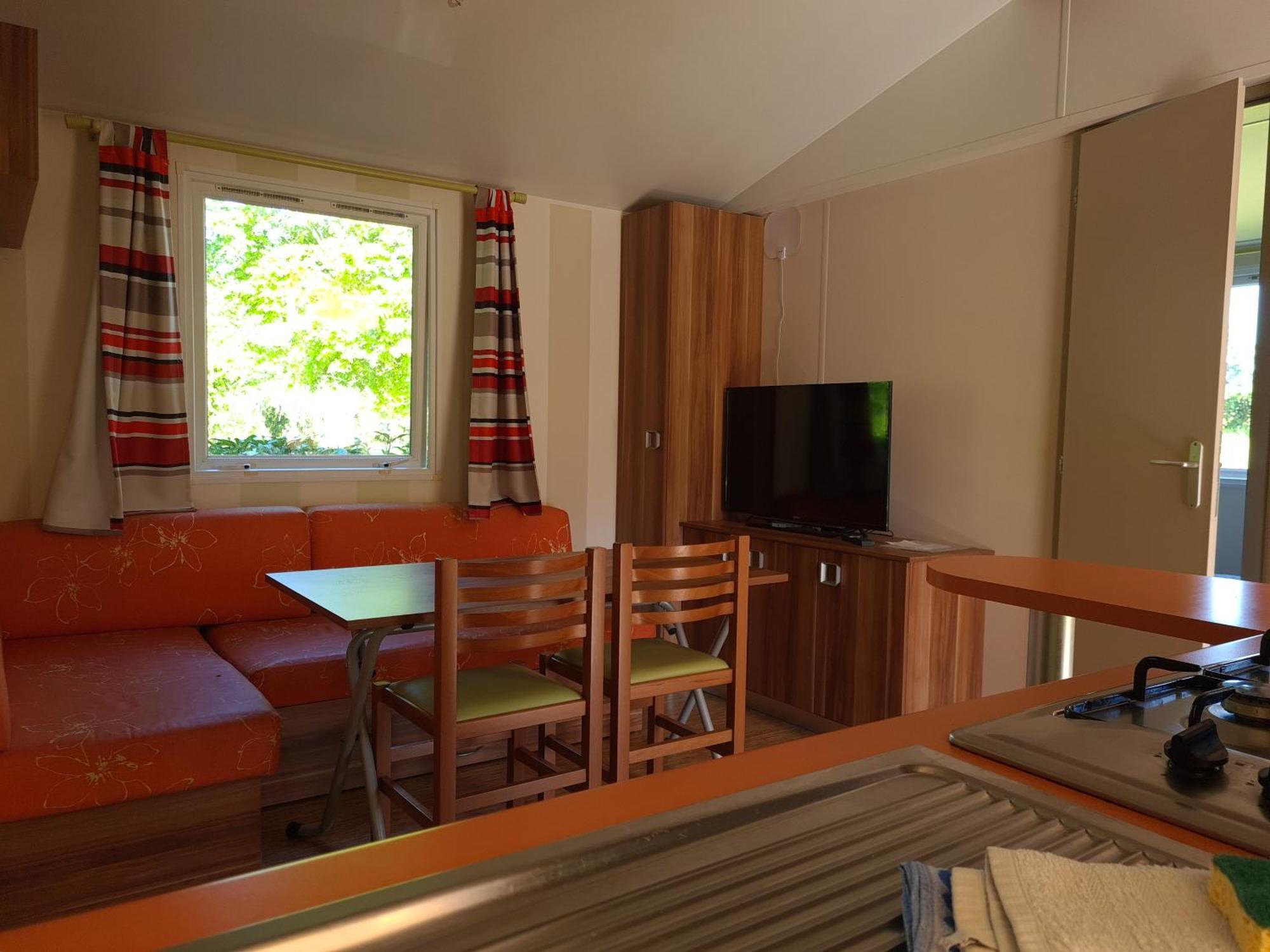 Camping De Ladignac Le Long Bel Air Exteriör bild