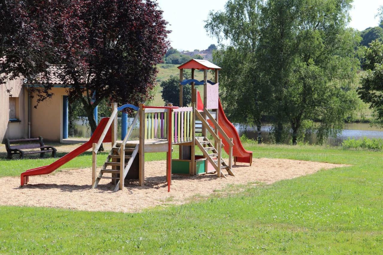 Camping De Ladignac Le Long Bel Air Exteriör bild