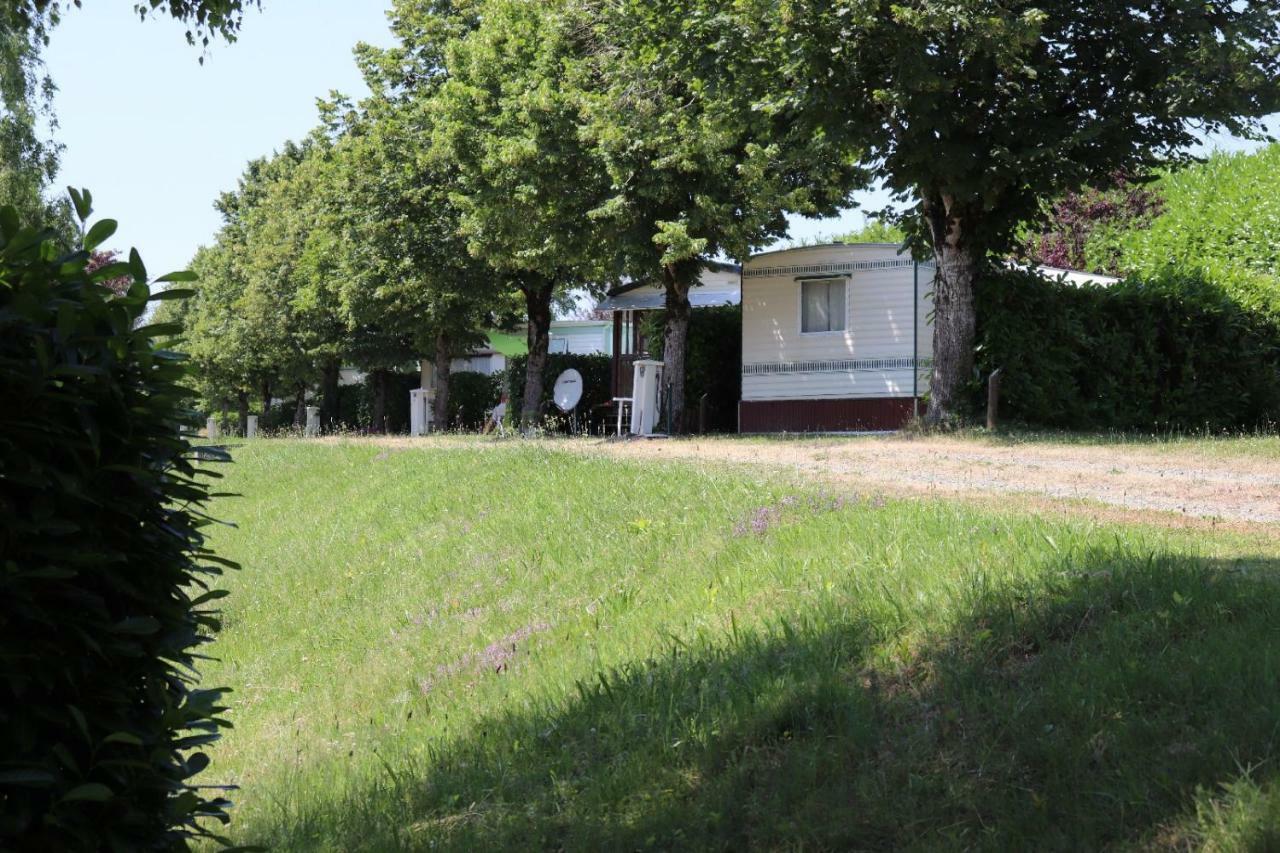 Camping De Ladignac Le Long Bel Air Exteriör bild